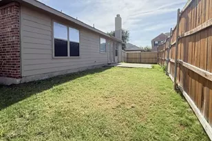 436 Emerald Creek Dr, Fort Worth, TX 76131 - Photo 9