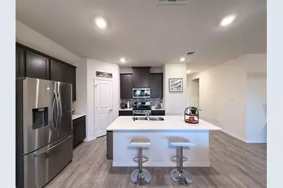 11008 Summer Rain Boulevard, Aubrey, TX 76227 - Photo 3
