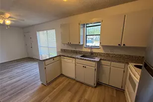 409 W 3rd St, Kennedale, TX 76060 - Photo 9