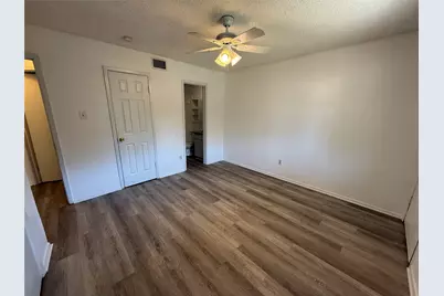 409 W 3rd Street #411, Kennedale, TX 76060 - Photo 11
