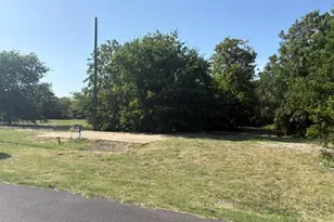 101 Water St, Red Oak, TX 75154 - Photo 1