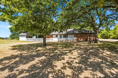 31003 Doe Run Court, Whitney, TX 76692 - Photo 27