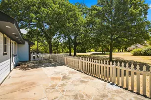 31003 Doe Run Ct, Whitney, TX 76692 - Photo 25