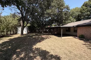 7428 Bogart Dr, North Richland Hills, TX 76180 - Photo 3
