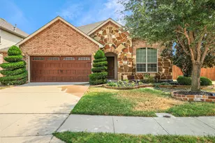 1317 Wheatear Dr, Little Elm, TX 75068 - Photo 5