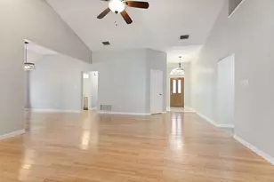 7659 Crosstimbers Ln, North Richland Hills, TX 76182 - Photo 3