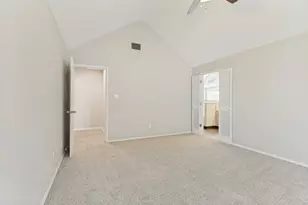 7659 Crosstimbers Ln, North Richland Hills, TX 76182 - Photo 17