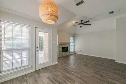 5544 Greenview Court, North Richland Hills, TX 76148 - Photo 17