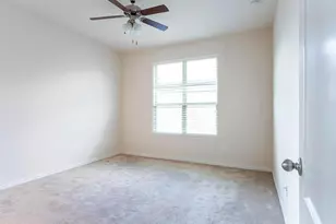 2601 N Sun Creek Dr, Little Elm, TX 75066 - Photo 13