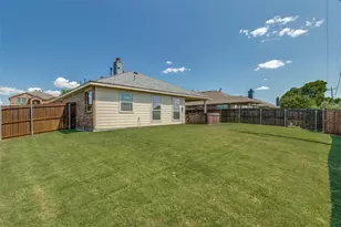 1412 St Johns Dr, Van Alstyne, TX 75495 - Photo 17