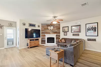 1412 St Johns Drive, Van Alstyne, TX 75495 - Photo 5