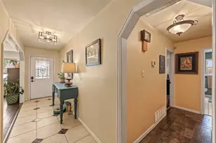 2512 Glassboro Cir, Arlington, TX 76015 - Photo 3