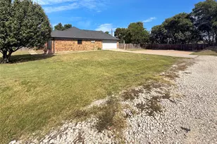 1106 N Atkins Dr, Celeste, TX 75423 - Photo 19