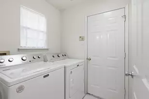 2307 Bristol Dr, Carrollton, TX 75006 - Photo 31