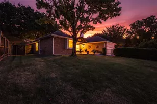 2307 Bristol Dr, Carrollton, TX 75006 - Photo 29
