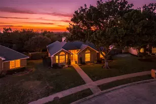 2307 Bristol Dr, Carrollton, TX 75006 - Photo 37