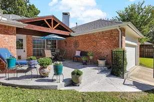 2307 Bristol Dr, Carrollton, TX 75006 - Photo 33