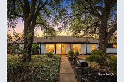 1708 Park Ridge Terrace, Arlington, TX 76012 - Photo 3