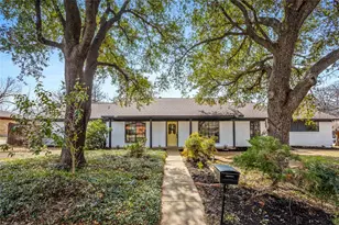 1708 Park Ridge Terrace, Arlington, TX 76012 - Photo 1