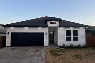 1350 Claude St, Dallas, TX 75203 - Photo 1