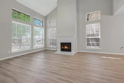 4721 Waterway Drive N, Fort Worth, TX 76137 - Photo 5