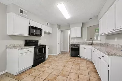 4721 Waterway Drive N, Fort Worth, TX 76137 - Photo 7