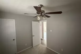 3244 Little River Dr, Dallas, TX 75241 - Photo 13