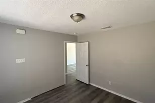 3244 Little River Dr, Dallas, TX 75241 - Photo 9