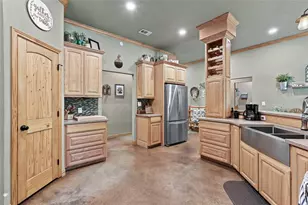 45 Halliburton Dr, Bells, TX 75414 - Photo 11