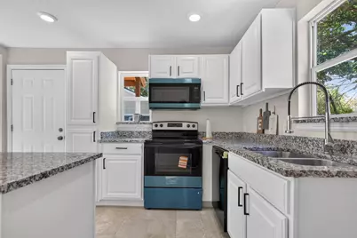 805 Adkins Street, Bowie, TX 76230 - Photo 13