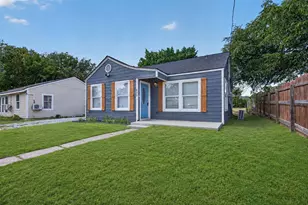805 Adkins St, Bowie, TX 76230 - Photo 3