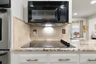 417 Stroud Ln, Garland, TX 75043 - Photo 11