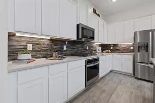 1229 Angel Ln, Little Elm, TX 76227 - Photo 9
