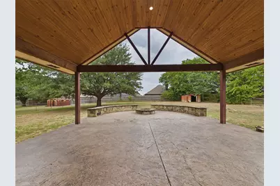 616 W Walcott Street, Pilot Point, TX 76258 - Photo 31