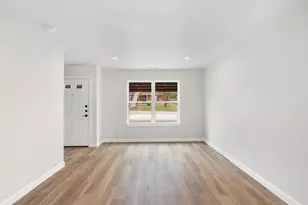 1919 Burnett Ave, Waco, TX 76707 - Photo 13