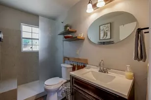 821 Williams St, Waxahachie, TX 75165 - Photo 3