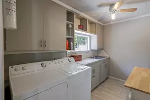 821 Williams St, Waxahachie, TX 75165 - Photo 15