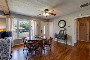 821 Williams St, Waxahachie, TX 75165 - Photo 7
