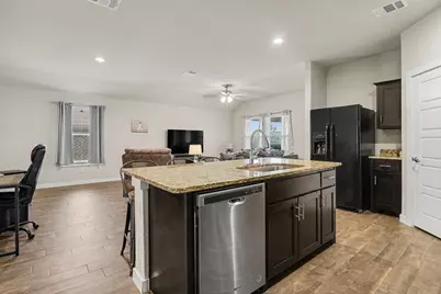 1512 Central Park Drive, Alvarado, TX 76009 - Photo 15