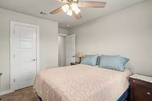 1512 Central Park Dr, Alvarado, TX 76009 - Photo 5