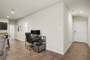 1512 Central Park Dr, Alvarado, TX 76009 - Photo 17
