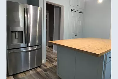915 2nd Street, Graham, TX 76450 - Photo 9