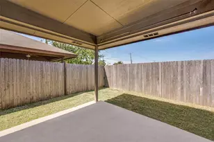 6705 Driffield Cir W, North Richland Hills, TX 76182 - Photo 23