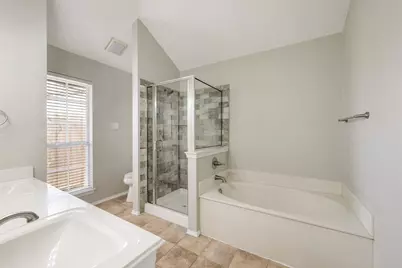 6705 Driffield Circle W, North Richland Hills, TX 76182 - Photo 13