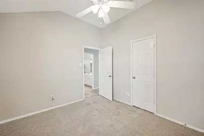 6705 Driffield Circle W, North Richland Hills, TX 76182 - Photo 17