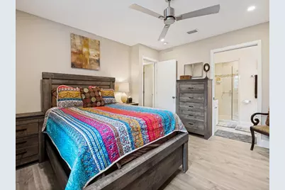875 Lovers Lane, Grapevine, TX 76051 - Photo 7