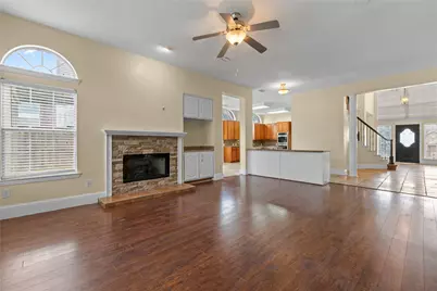 3607 Flagstone Drive, Carrollton, TX 75007 - Photo 11