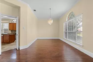 3607 Flagstone Dr, Carrollton, TX 75007 - Photo 5