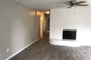 514 McQueary St, Arlington, TX 76012 - Photo 3