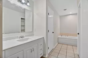 4697 Holbrook Rd, Springtown, TX 76082 - Photo 23